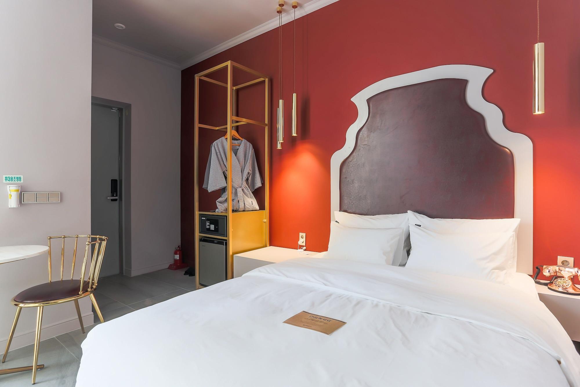 Hotel H Avenue Kondae Seongsu 3*