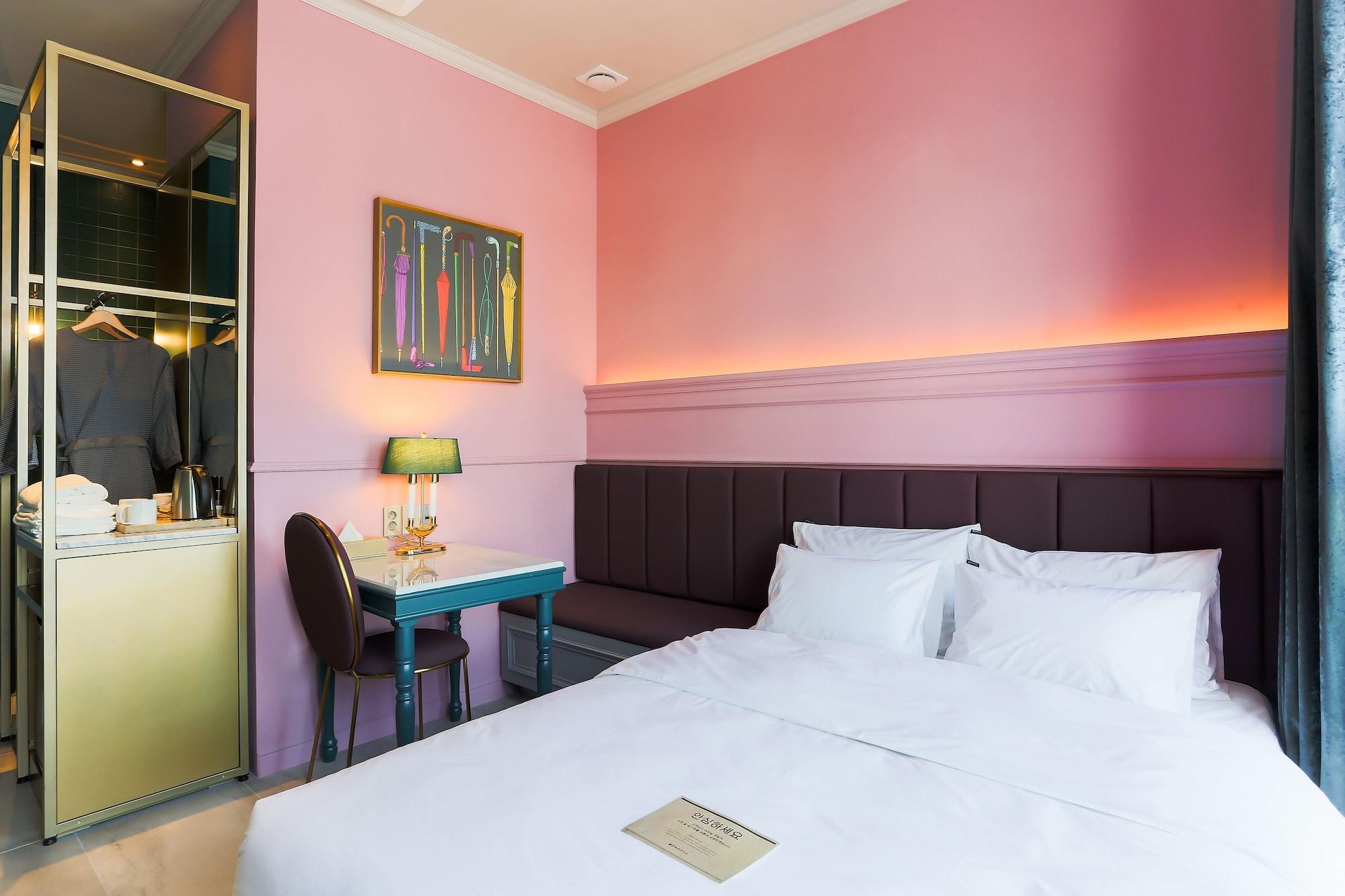 Hotel H Avenue Kondae Seongsu 3*